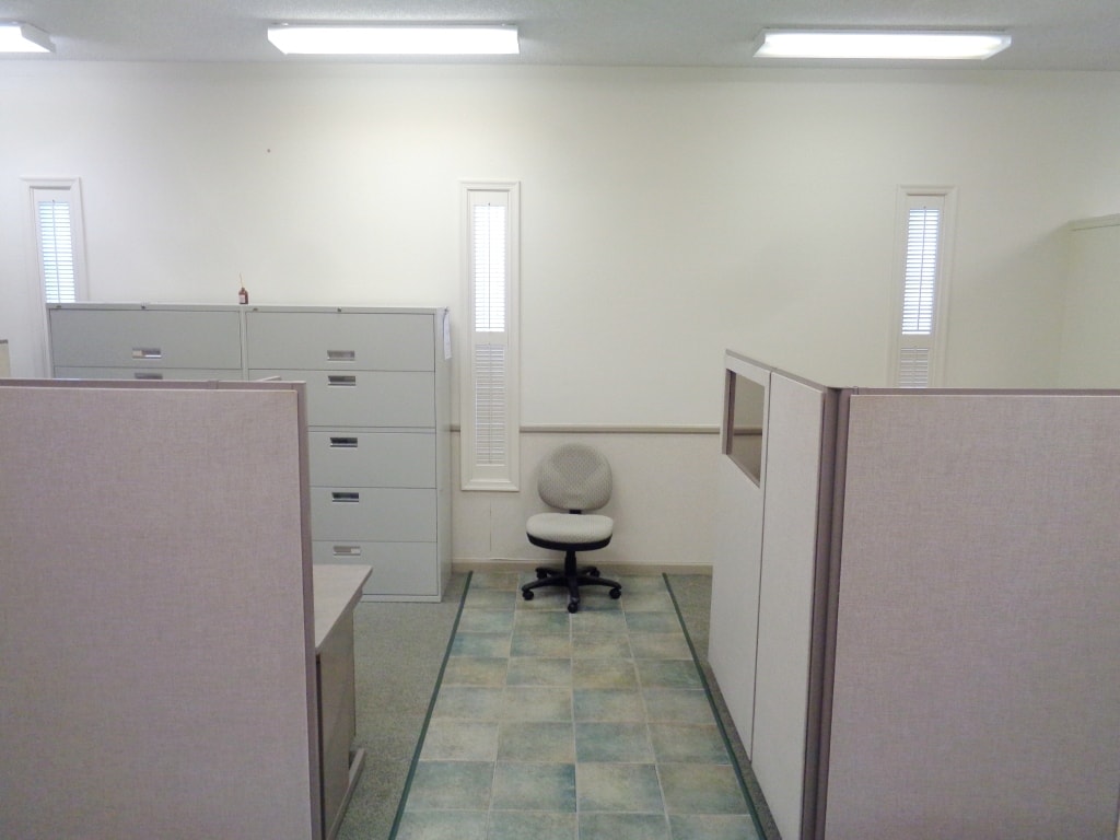 Freestanding Office