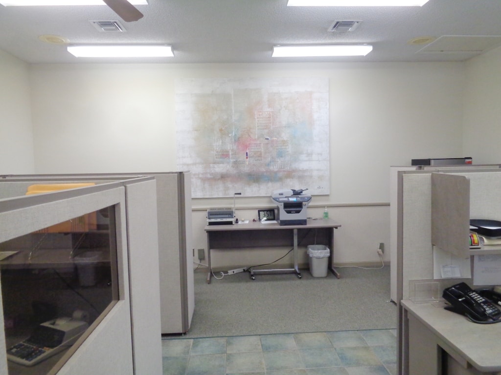 Freestanding Office