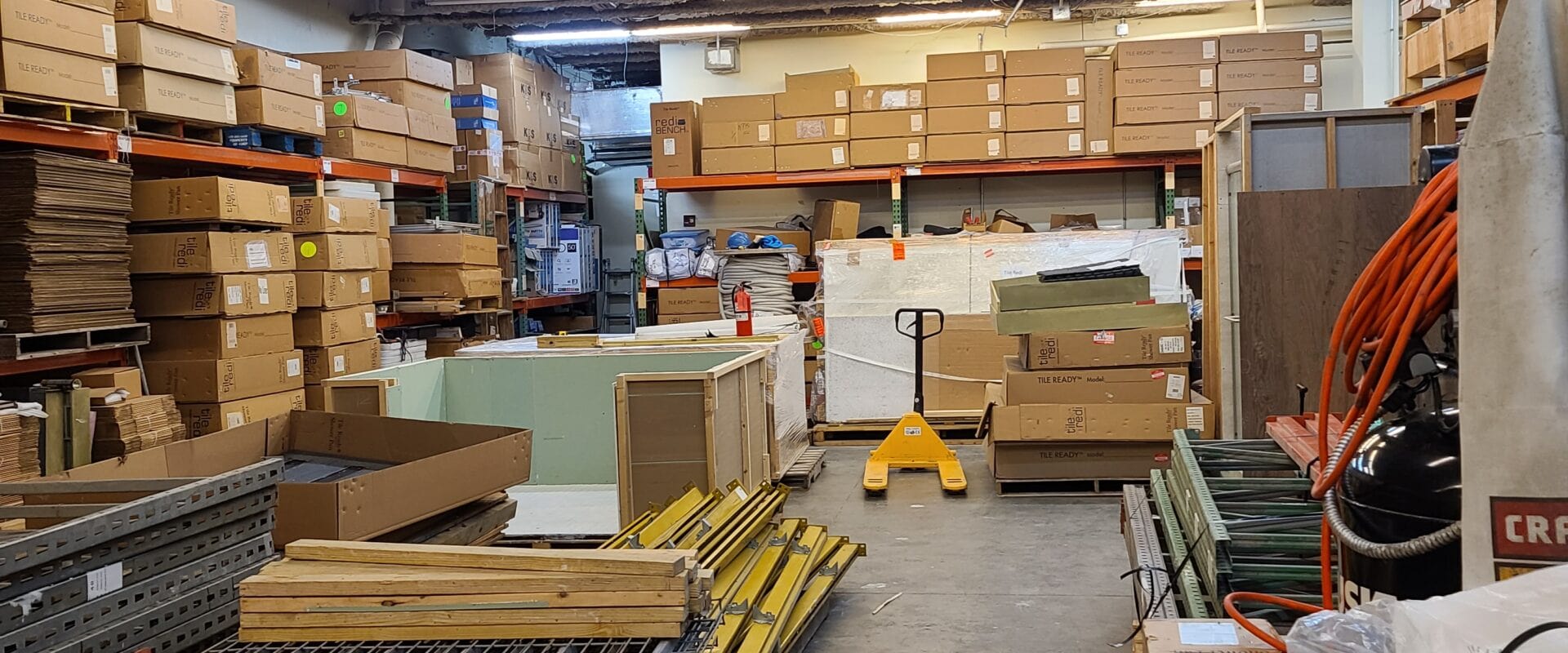 For Sale Wonderful Office/Warehouse 12,500 SF