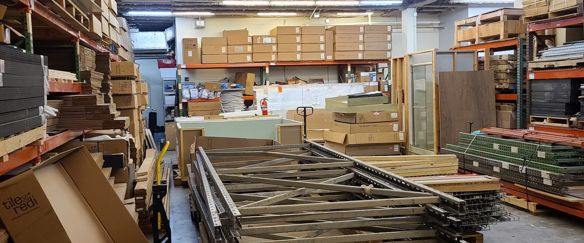 For Sale Wonderful Office/Warehouse 12,500 SF