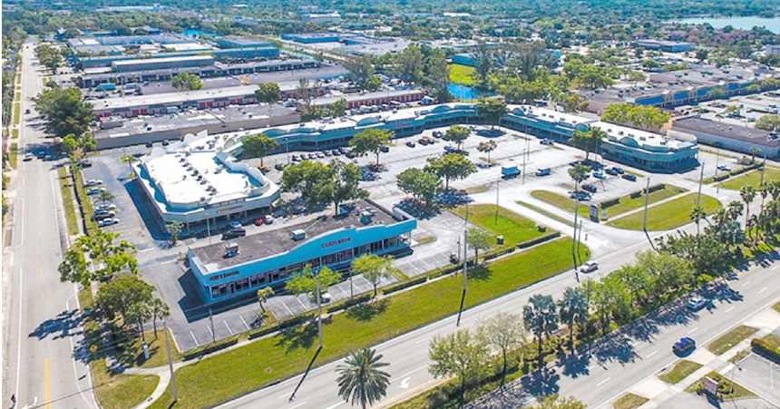 For Lease Retail Space 2,615 SF