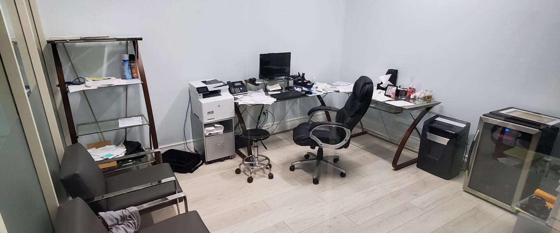 For Lease Office/warehouse 3,700 SF