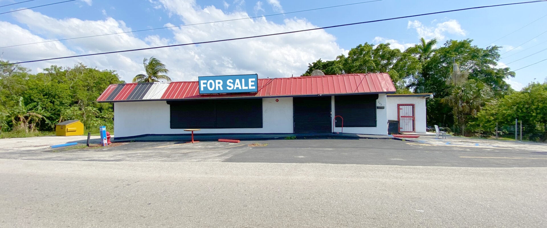 Freestanding Convenience Store For Sale